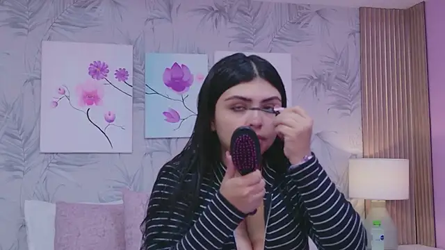 EmmaLeens online show from 03.30.26