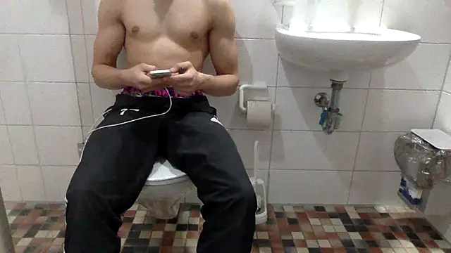 Snapshot of germankink18 chatting on 02.22.26 germankink18 online show from 02.22.26