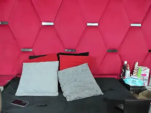 Snapshot of Alicee_Grey chatting on 02.25.26 Alicee Grey online show from 02.25.26