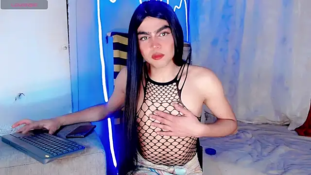 xyaraluv  online show from 04.05.26