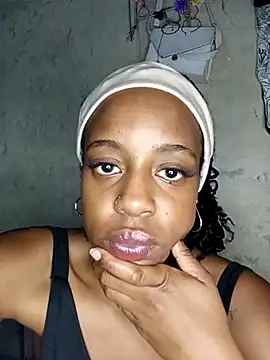 Snapshot of Zaiiraa chatting on 02.21.26 Zaiiraa online show from 02.21.26