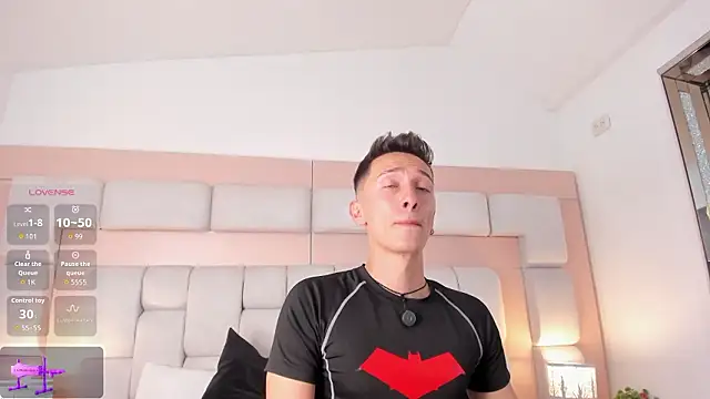 Snapshot of Thiago_Jones1 chatting on 03.20.26 Thiago Jones1 online show from 03.20.26