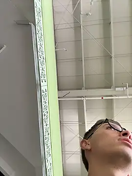 Snapshot of Thiago_Jones1 chatting on 04.12.26 Thiago Jones1 online show from 04.12.26