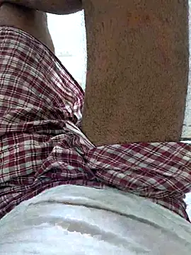 Snapshot of womencock chatting on 02.25.26 womencock online show from 02.25.26