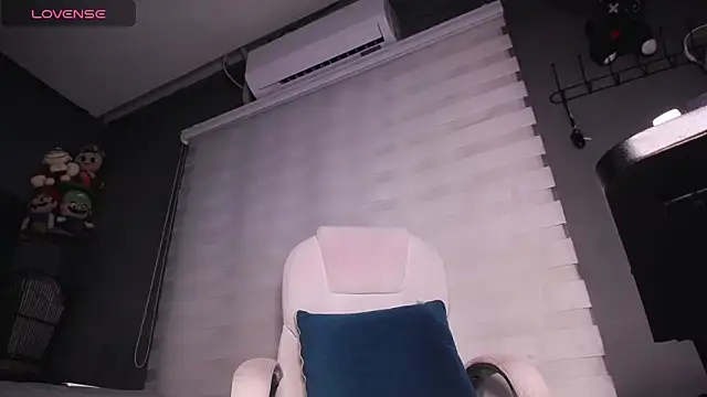 dirty 27cms online show from 09.28.25