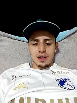 Snapshot of Cristianramos199 chatting on 02.27.26 Cristianramos199 online show from 02.27.26