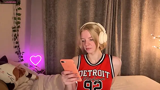 Marry Sornatiko online show from 05.14.26