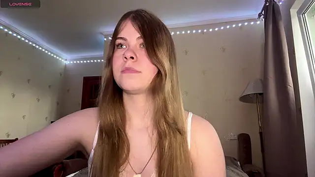 Snapshot of Amy_Maev chatting on 04.15.26 Amy Maev online show from 04.15.26