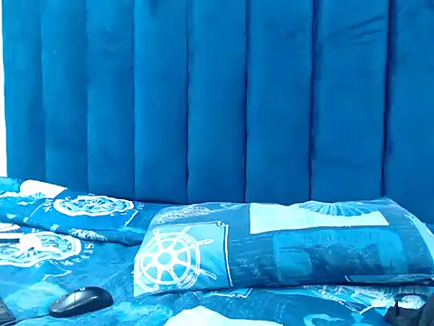 Snapshot of CreamyTea chatting on 03.04.26 CreamyTea online show from 03.04.26