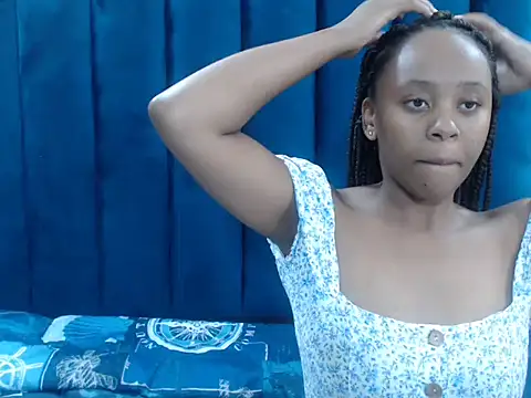 Snapshot of CreamyTea chatting on 03.14.26 CreamyTea online show from 03.14.26