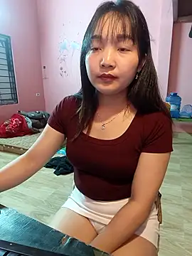 Snapshot of Myna5790 chatting on 03.18.26 Myna5790 online show from 03.18.26