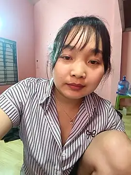 Snapshot of Myna5790 chatting on 03.28.26 Myna5790 online show from 03.28.26