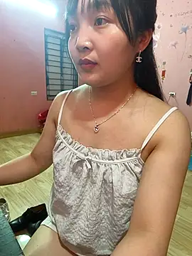 Snapshot of Myna5790 chatting on 03.31.26 Myna5790 online show from 03.31.26