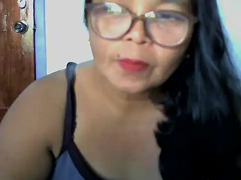 Snapshot of Flowerblossom123 chatting on 06.14.26 Flowerblossom123 online show from 06.14.26