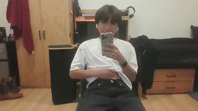 Ethangh001 online show from 02.24.26