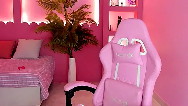 Holy Lux online show from 03.28.26