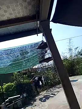 Snapshot of hungdecu chatting on 02.28.26 hungdecu online show from 02.28.26