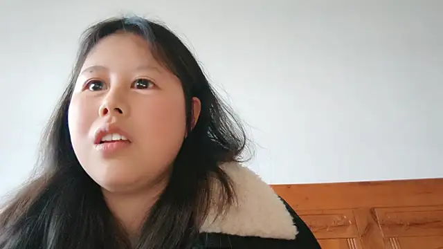 Snapshot of Hannah-33 chatting on 02.28.26 Hannah-33 online show from 02.28.26