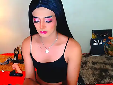 Snapshot of Queeny_Cassandra chatting on 03.06.26 Queeny Cassandra online show from 03.06.26