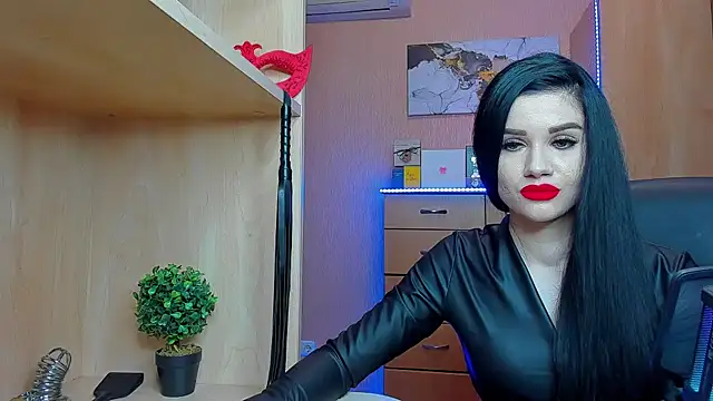 KristiTopxx online show from 02.19.25