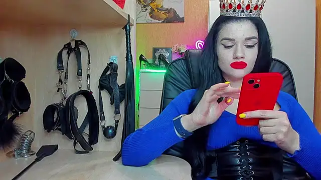 KristiTopxx online show from 10.28.25