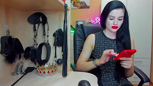 Snapshot of KristiTopxx chatting on 07.19.26 KristiTopxx online show from 07.19.26