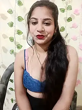 Snapshot of lovely-girl99 chatting on 02.27.26 lovely-girl99 online show from 02.27.26