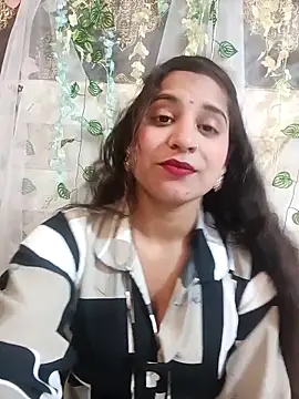 Snapshot of lovely-girl99 chatting on 03.30.26 lovely-girl99 online show from 03.30.26