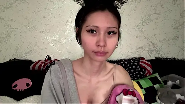 kishagrayone online show from 05.24.26