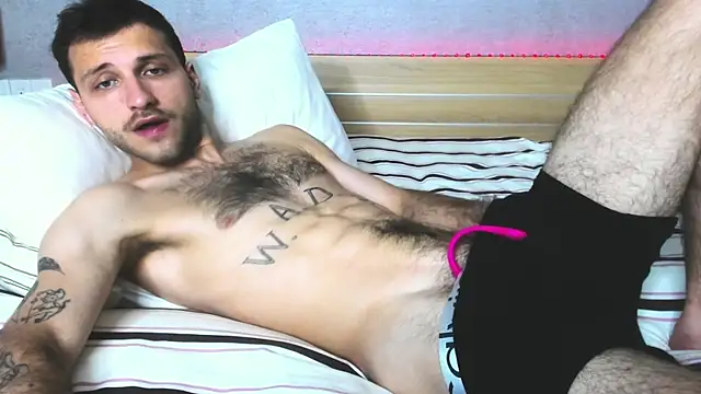 Snapshot of DarkRogue19 chatting on 03.28.26 DarkRogue19 online show from 03.28.26