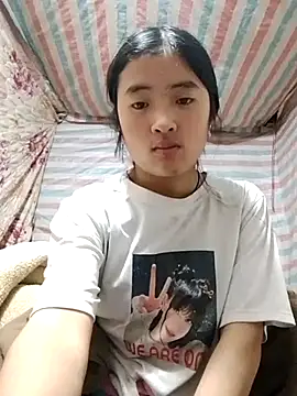 Snapshot of Lala-labu chatting on 03.15.26 Lala-labu online show from 03.15.26