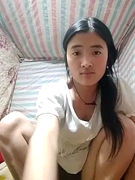 Snapshot of Lala-labu chatting on 03.17.26 Lala-labu online show from 03.17.26