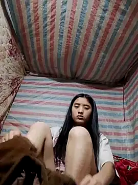 Snapshot of Lala-labu chatting on 03.29.26 Lala-labu online show from 03.29.26