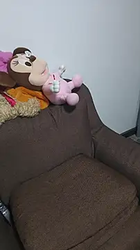 Snapshot of MoneyZy chatting on 02.25.26 MoneyZy online show from 02.25.26