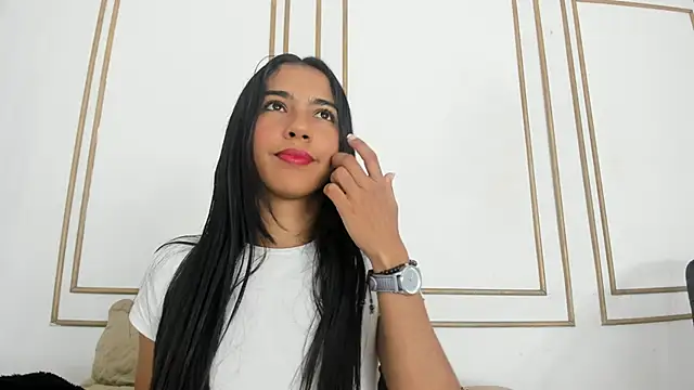 Snapshot of emily_gaviria1 chatting on 05.31.26 emily gaviria1 online show from 05.31.26