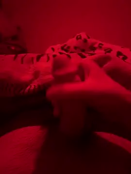 Snapshot of 689Nika chatting on 04.14.26 689Nika online show from 04.14.26