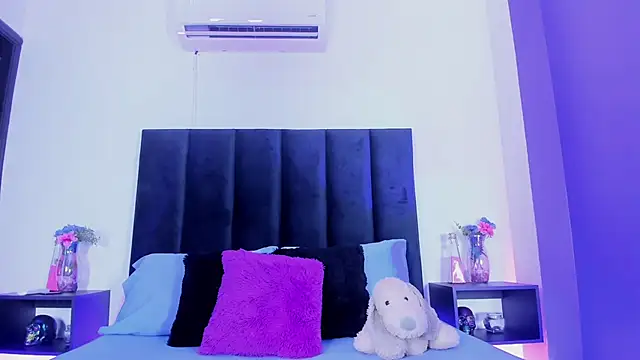 scarlet  ray  online show from 03.11.26