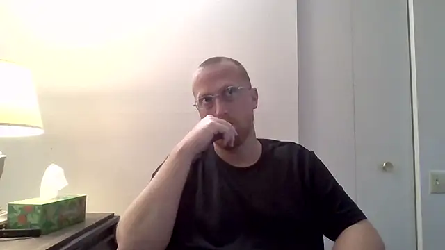 Snapshot of tytheexhibionist chatting on 06.14.26 tytheexhibionist online show from 06.14.26
