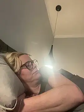 Amelie BlondeXX online show from 03.01.26