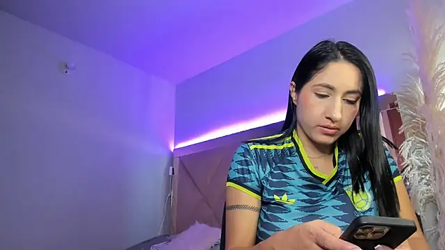 Alanah connory online show from 07.07.26