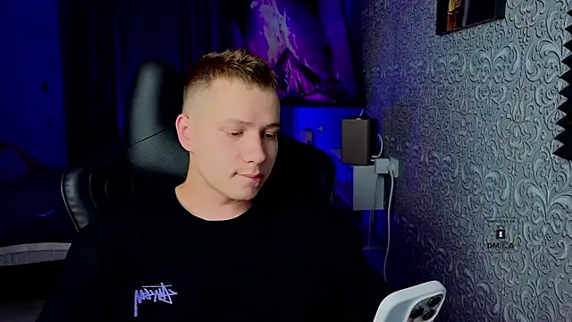 Karl Night  online show from 06.12.26