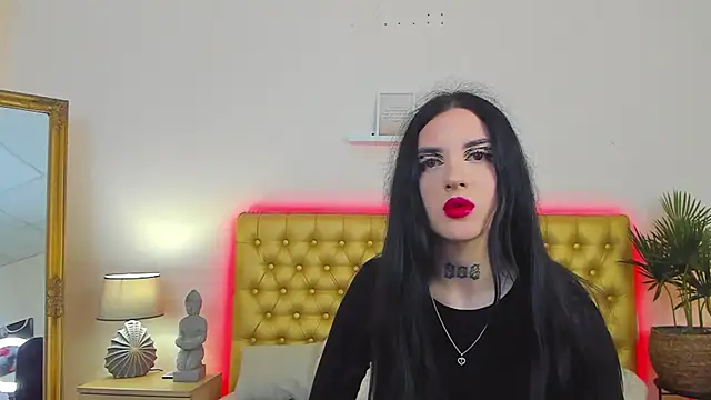 Snapshot of TiffanyHhot chatting on 04.02.26 TiffanyHhot online show from 04.02.26