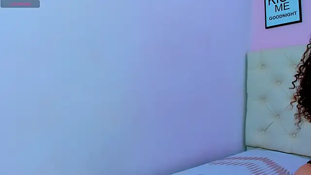 Snapshot of CassieBooker chatting on 03.04.26 CassieBooker online show from 03.04.26