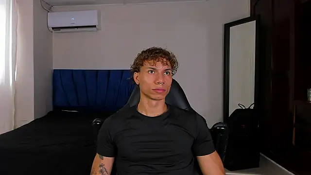 Snapshot of adam_smiith1 chatting on 02.27.26 adam smiith1 online show from 02.27.26