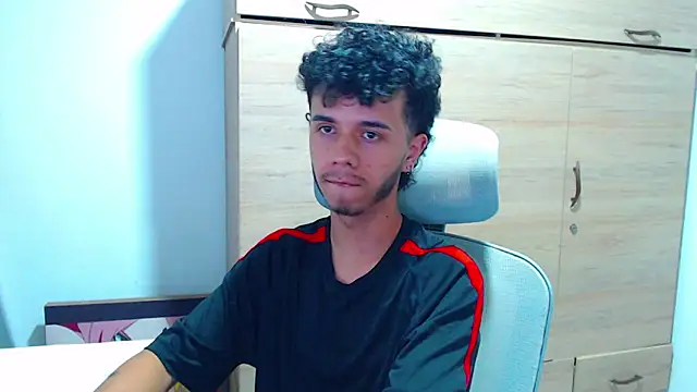 Snapshot of axeldarkk chatting on 02.23.26 axeldarkk online show from 02.23.26