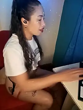 Snapshot of lina_luxe_ chatting on 02.28.26 lina luxe online show from 02.28.26