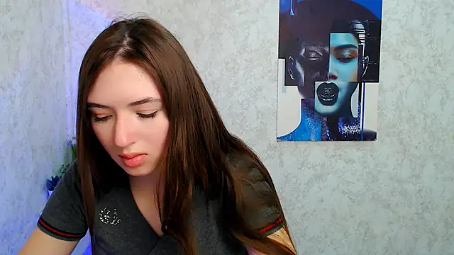 Snapshot of AnnaFlirt_ chatting on 04.29.26 AnnaFlirt online show from 04.29.26