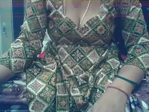 Snapshot of HOTY_SAPNA02sCyOz9QcTD chatting on 02.27.26 HOTY SAPNA02sCyOz9QcTD online show from 02.27.26