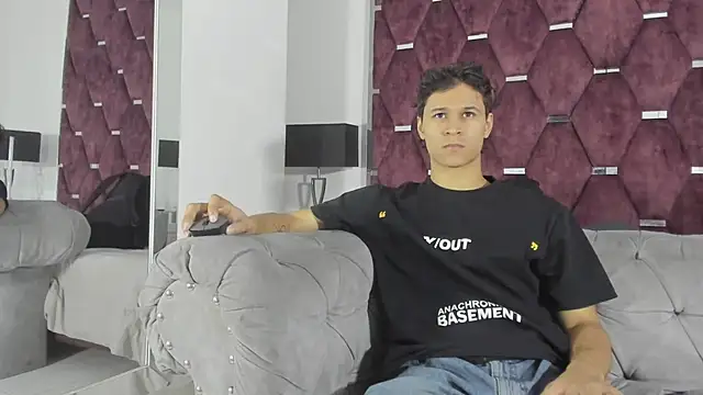 TonyBenedetti online show from 06.12.26