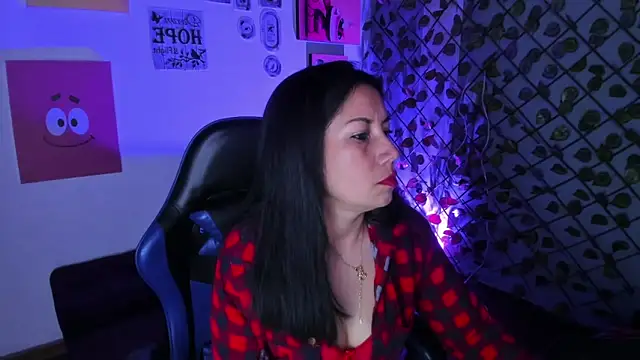 Megan Collinss1 online show from 03.17.26